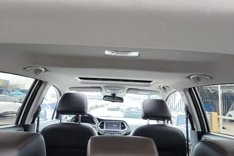 Used GAC Trumpchi GS4 New Energy 2019 1.5L PHEV Deluxe Edition Headliner