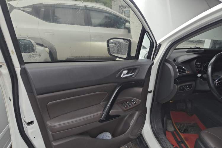 Used GAC Trumpchi GS4 New Energy 2019 1.5L PHEV Deluxe Edition Interior 7