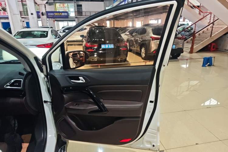 Used GAC Trumpchi GS4 New Energy 2019 1.5L PHEV Smart Enjoyment Version Right Front Door Interior