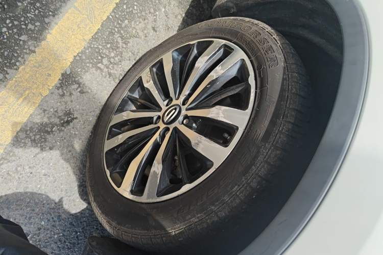 Used GAC Trumpchi GS4 New Energy 2019 1.5L PHEV Deluxe Edition Right Front Wheel Hub