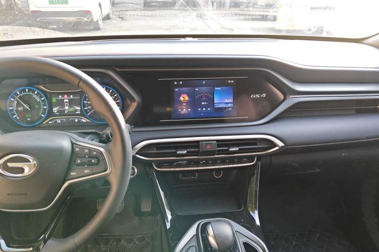 Used GAC Trumpchi GS4 New Energy 2020 1.5T PHEV Smart Enjoyment Version Audio And AC Panel