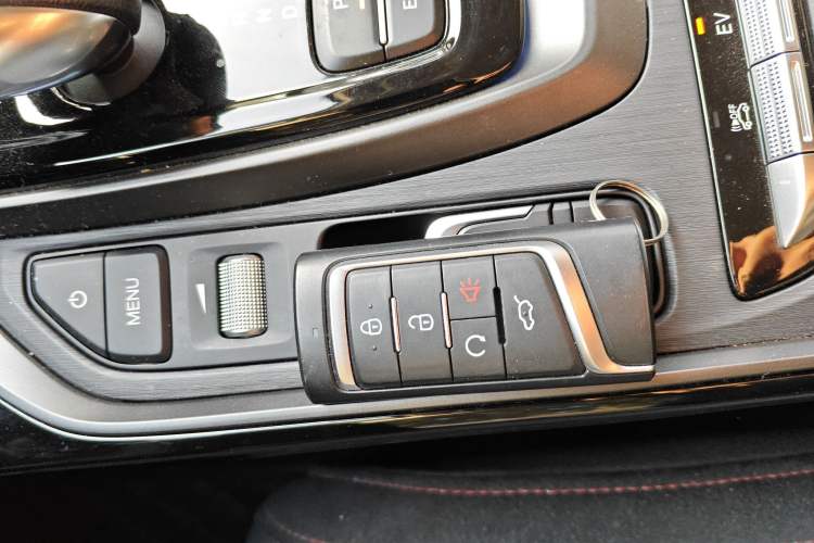Used GAC Trumpchi GS4 New Energy 2020 1.5T PHEV Smart Enjoyment Version Interior 1