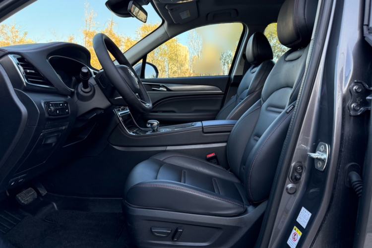 Used GAC Trumpchi GS4 PLUS 2021 270T Automatic Galaxy Edition Interior 2
