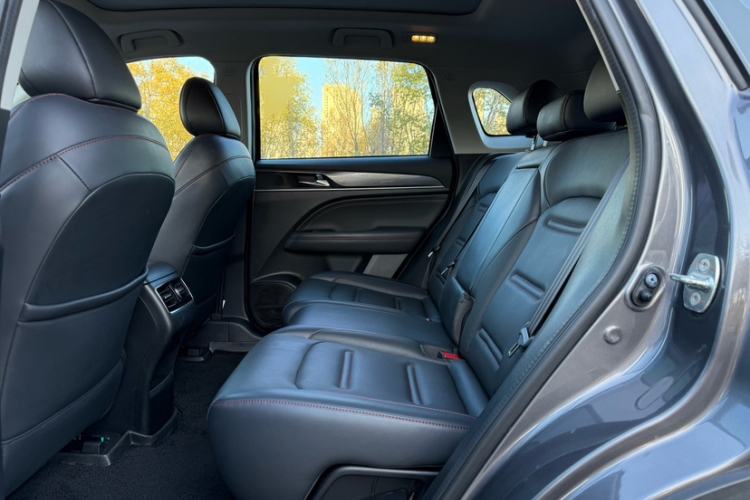 Used GAC Trumpchi GS4 PLUS 2021 270T Automatic Galaxy Edition Interior 3