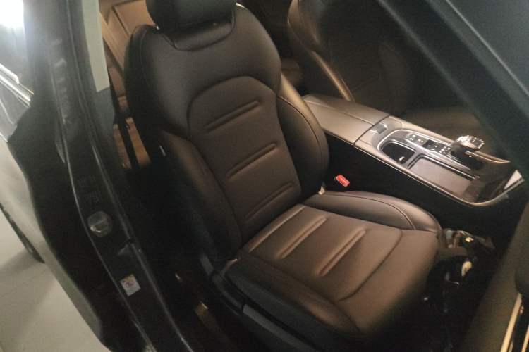 Used GAC Trumpchi GS4 PLUS 2022 270T Automatic Star Edition Right Front Seat