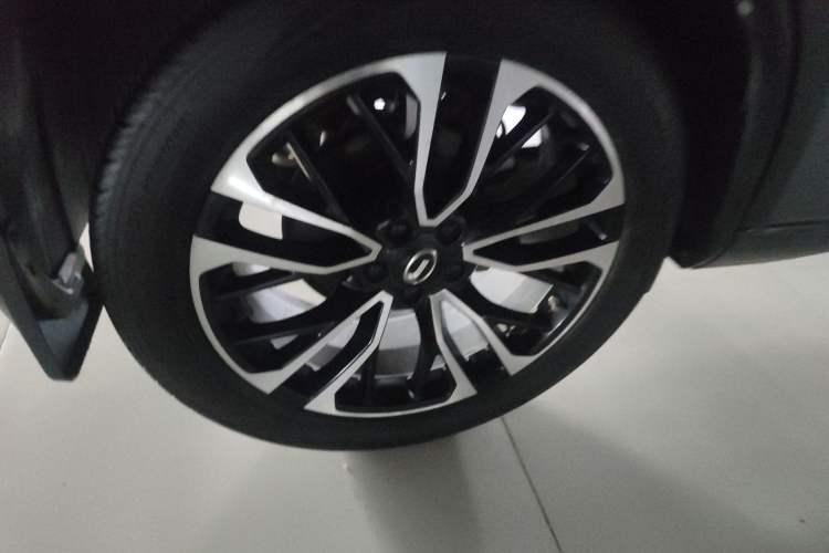 Used GAC Trumpchi GS4 PLUS 2022 270T Automatic Star Edition Right Rear Wheel Hub