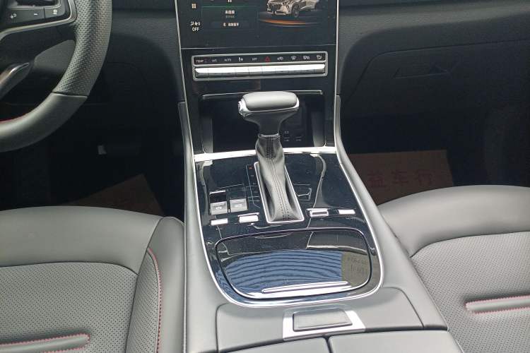 Used GAC Trumpchi GS4 PLUS 2023 390T Automatic Galaxy Edition Gear Lever