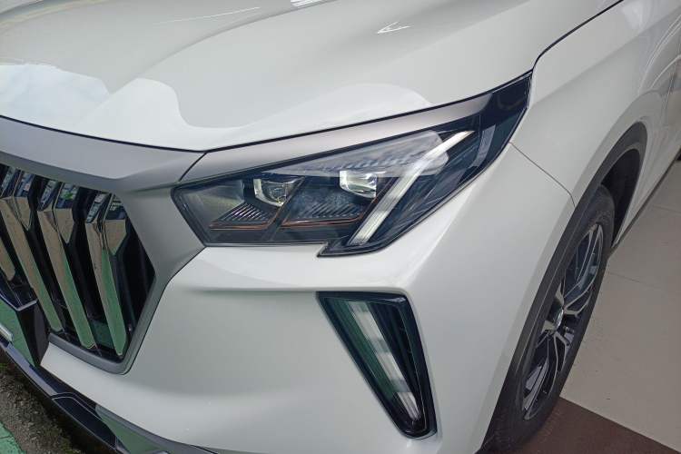 Used GAC Trumpchi GS4 PLUS 2023 390T Automatic Galaxy Edition Left Front Headlight