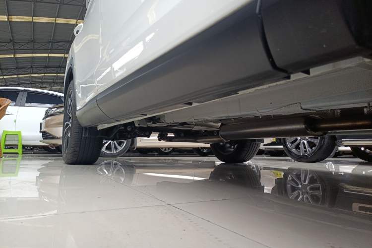 Used GAC Trumpchi GS4 PLUS 2023 390T Automatic Galaxy Edition Right Side Sill
