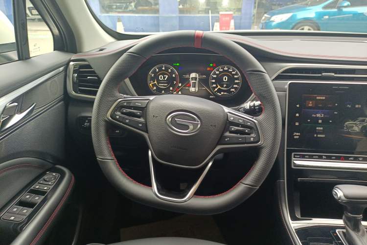 Used GAC Trumpchi GS4 PLUS 2023 390T Automatic Galaxy Edition Steering Wheel