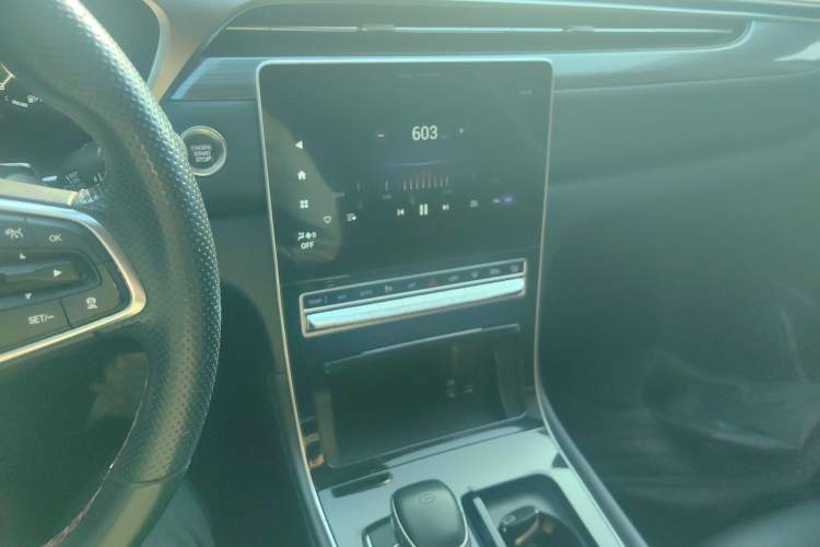 Used GAC Trumpchi GS4 PLUS 2021 270T Automatic Star Edition Audio And AC Panel