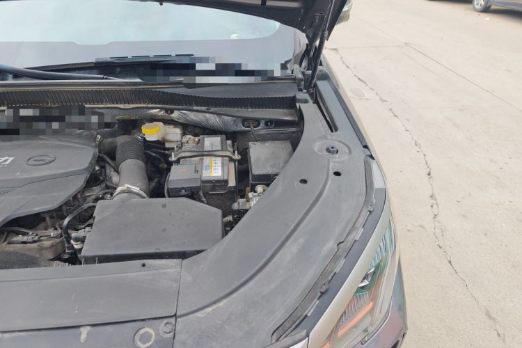 Used GAC Trumpchi GS4 PLUS 2021 390T Automatic Nebula Edition Engine Bay Left