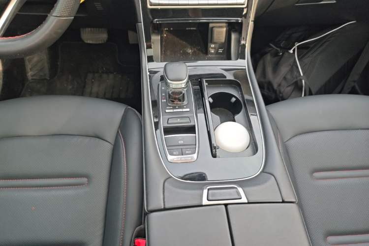 Used GAC Trumpchi GS4 PLUS 2021 270T Automatic Star Edition Gear Lever