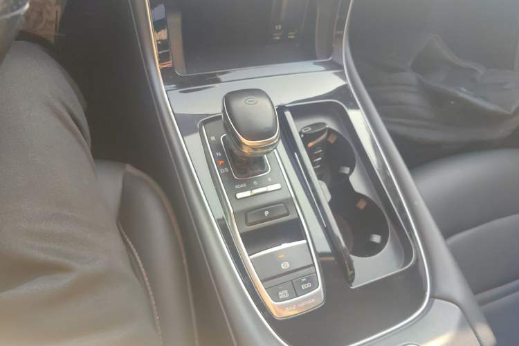 Used GAC Trumpchi GS4 PLUS 2021 270T Automatic Star Edition Gear Lever
