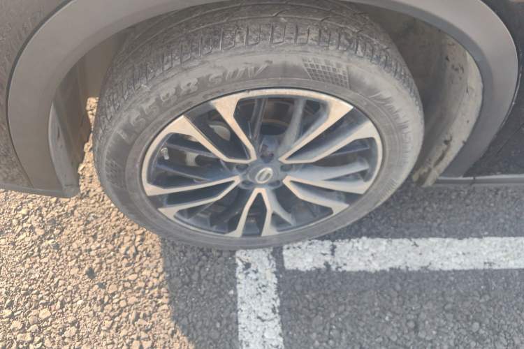 Used GAC Trumpchi GS4 PLUS 2021 270T Automatic Star Edition Left Front Wheel Hub