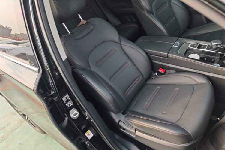 Used GAC Trumpchi GS4 PLUS 2021 270T Automatic Star Edition Right Front Seat