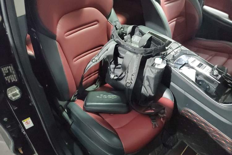 Used GAC Trumpchi GS4 PLUS 2021 270T Automatic Star Edition Right Front Seat