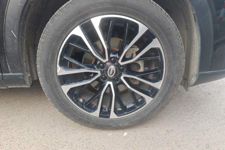 Used GAC Trumpchi GS4 PLUS 2021 390T Automatic Nebula Edition Right Front Wheel Hub