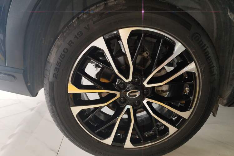 Used GAC Trumpchi GS4 PLUS 2021 390T Automatic Starry Edition Right Rear Wheel Hub