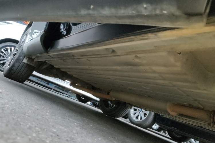 Used GAC Trumpchi GS4 PLUS 2021 390T Automatic Nebula Edition Right Side Sill