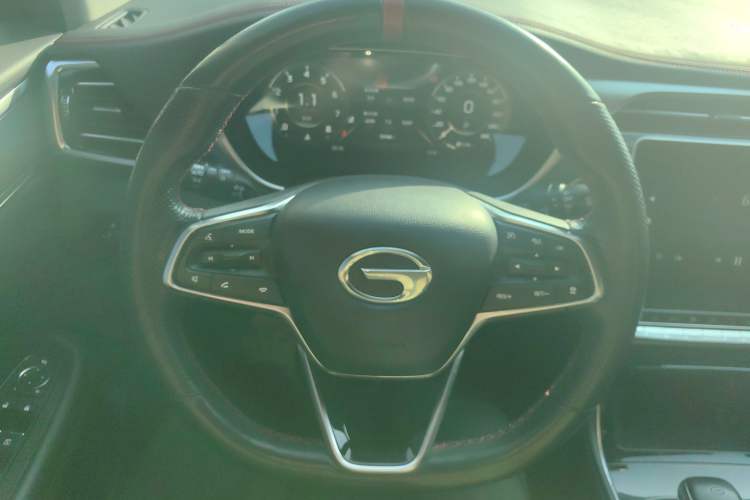 Used GAC Trumpchi GS4 PLUS 2021 270T Automatic Star Edition Steering Wheel