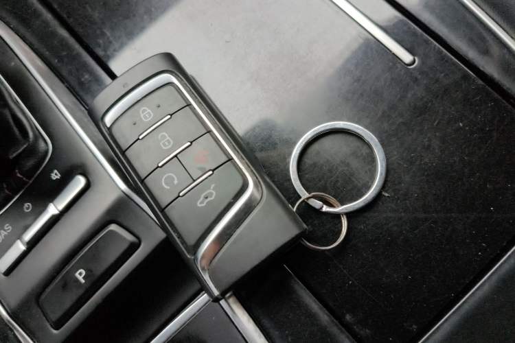 Used GAC Trumpchi GS4 PLUS 2021 390T Automatic Nebula Edition Vehicle Key
