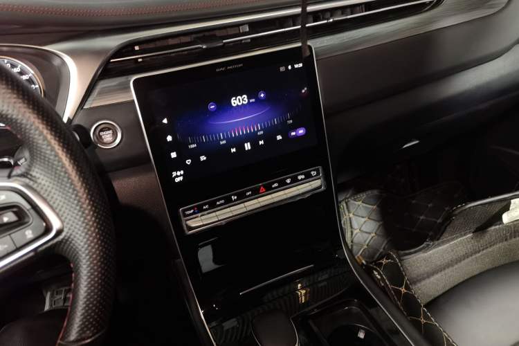 Used GAC Trumpchi GS4 PLUS 2021 270T Automatic Star Edition Audio And AC Panel