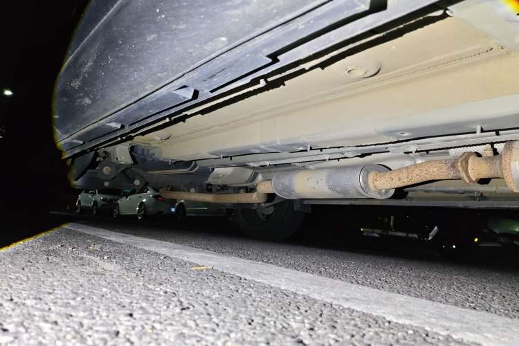 Used GAC Trumpchi GS4 PLUS 2021 270T Automatic Galaxy Edition Chassis Front Right