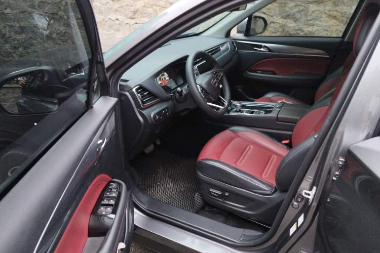 Used GAC Trumpchi GS4 PLUS 2021 390T Automatic Nebula Edition Driver Seat