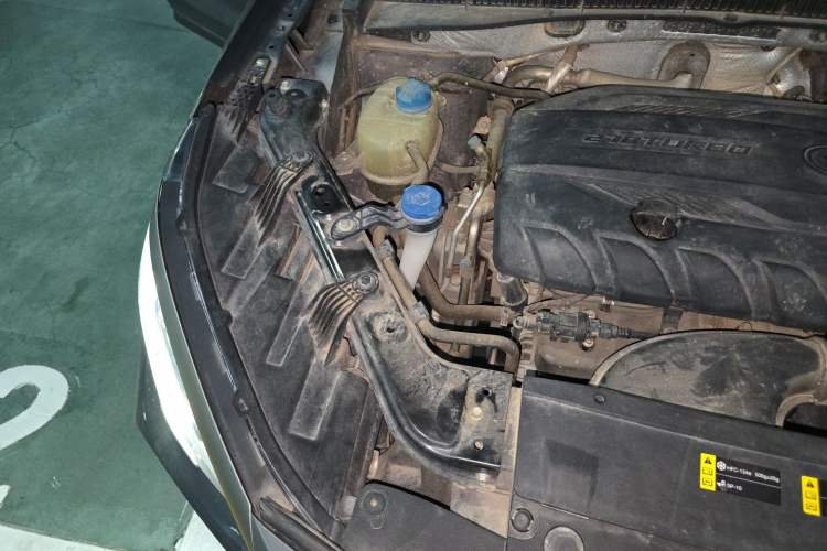 Used GAC Trumpchi GS4 PLUS 2021 270T Automatic Galaxy Edition Engine Bay Right