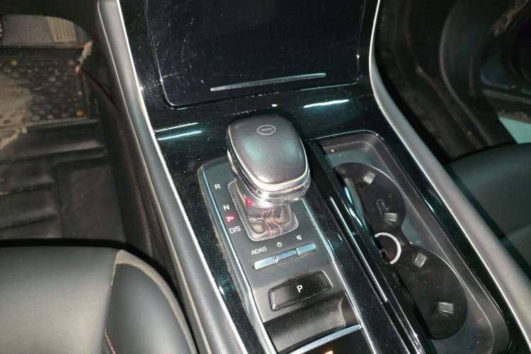 Used GAC Trumpchi GS4 PLUS 2021 270T Automatic Galaxy Edition Gear Lever