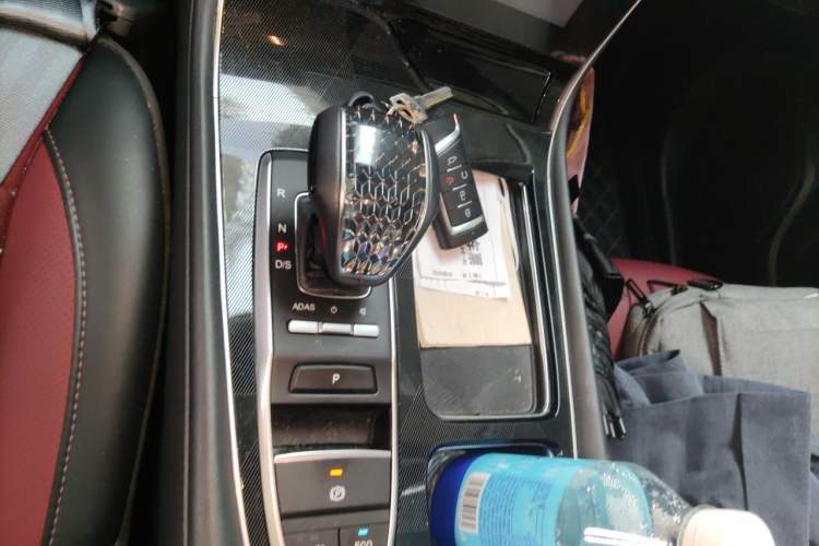 Used GAC Trumpchi GS4 PLUS 2021 270T Automatic Galaxy Edition Gear Lever