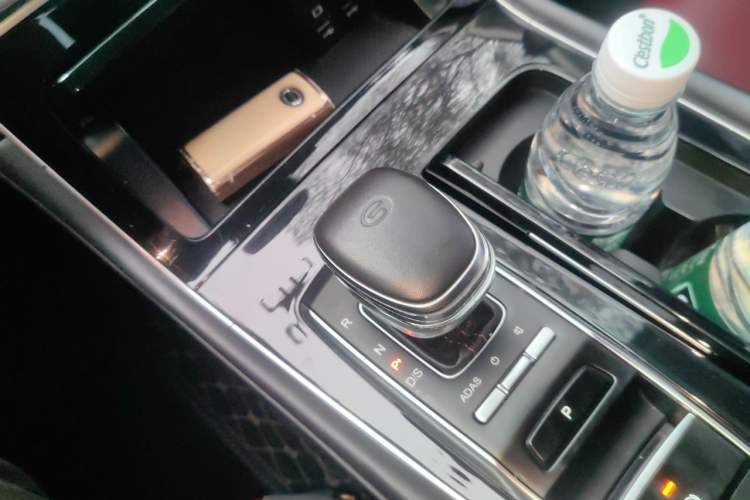 Used GAC Trumpchi GS4 PLUS 2021 270T Automatic Star Edition Gear Lever