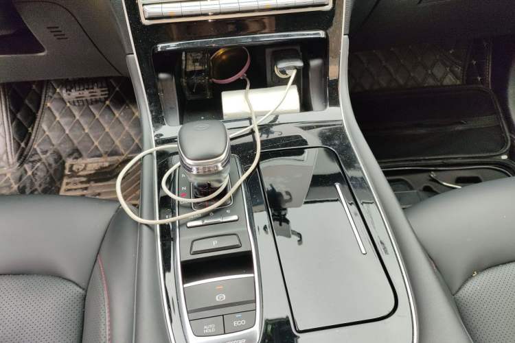 Used GAC Trumpchi GS4 PLUS 2021 390T Automatic Nebula Edition Gear Lever