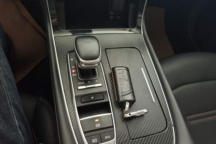 Used GAC Trumpchi GS4 PLUS 2021 270T Automatic Galaxy Edition Gear Lever