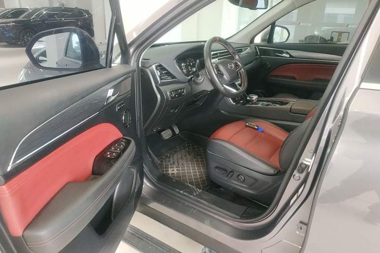 Used GAC Trumpchi GS4 PLUS 2021 390T Automatic Starry Edition Interior 3