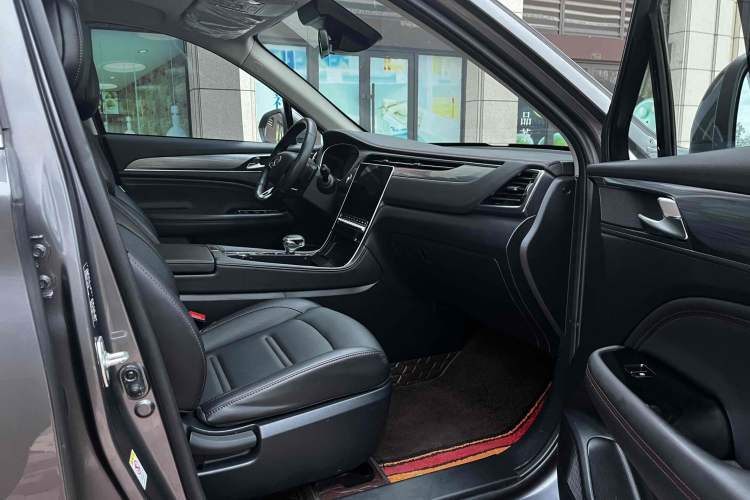 Used GAC Trumpchi GS4 PLUS 2021 270T Automatic Star Edition Interior 5