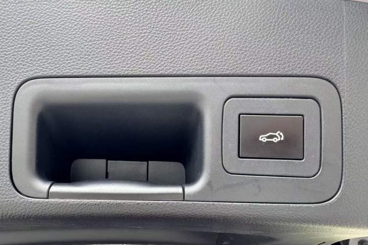 Used GAC Trumpchi GS4 PLUS 2021 270T Automatic Star Edition Interior 5