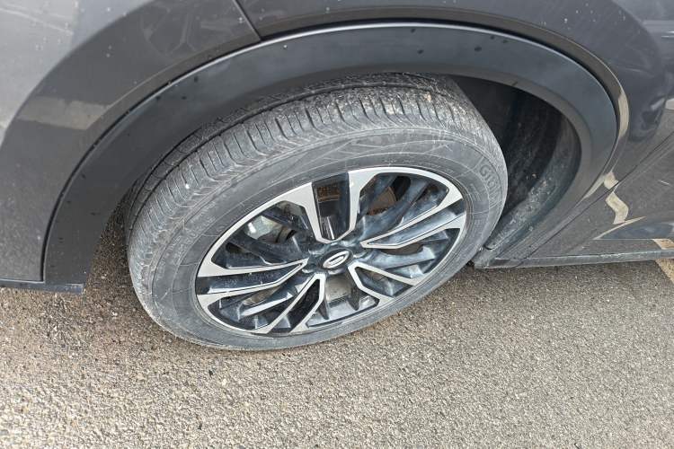 Used GAC Trumpchi GS4 PLUS 2021 390T Automatic Nebula Edition Left Front Wheel Hub