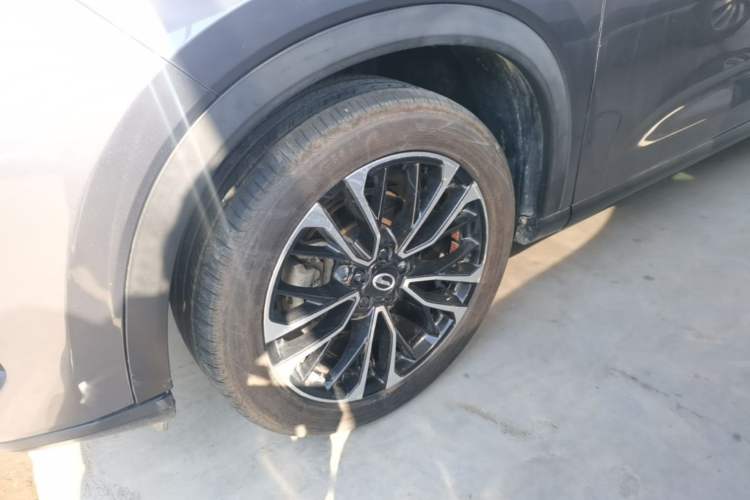 Used GAC Trumpchi GS4 PLUS 2021 270T Automatic Galaxy Edition Left Front Wheel Hub