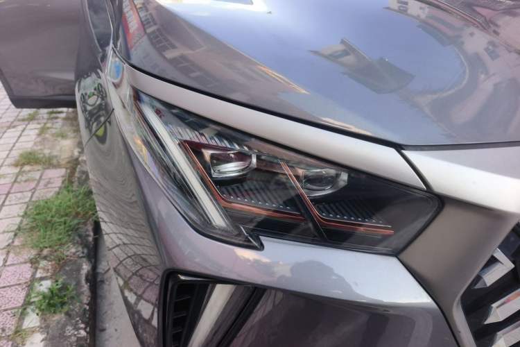 Used GAC Trumpchi GS4 PLUS 2021 270T Automatic Galaxy Edition Right Front Headlight