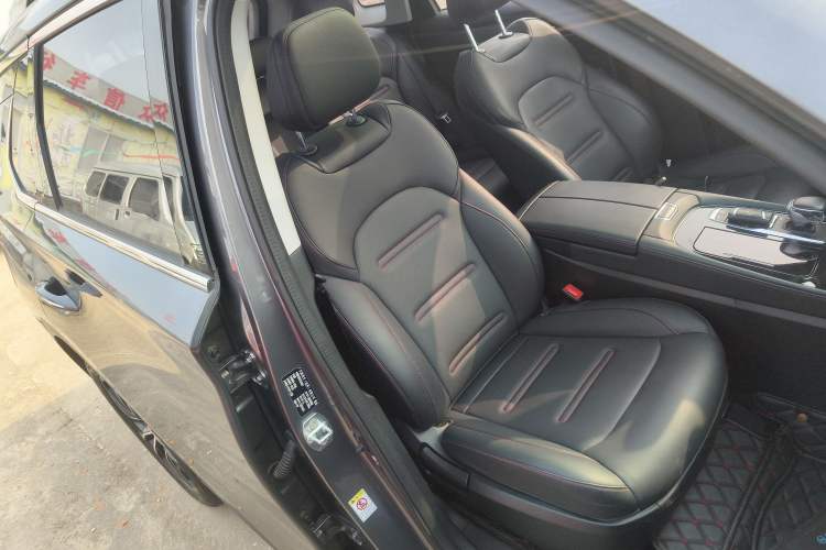 Used GAC Trumpchi GS4 PLUS 2021 270T Automatic Galaxy Edition Right Front Seat