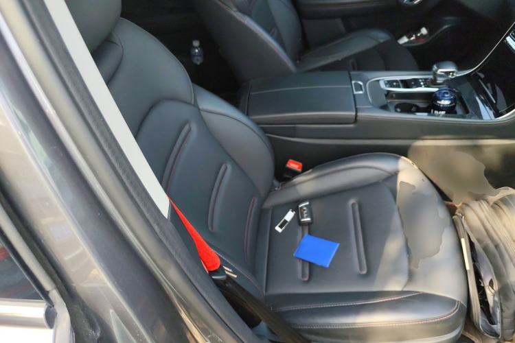 Used GAC Trumpchi GS4 PLUS 2021 270T Automatic Galaxy Edition Right Front Seat
