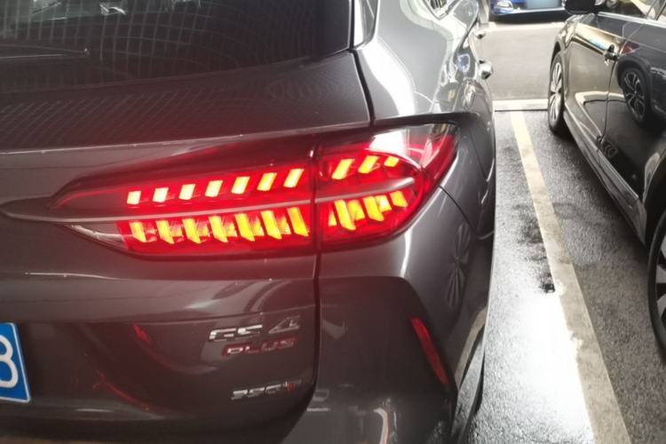 Used GAC Trumpchi GS4 PLUS 2021 390T Automatic Starry Edition Right Rear Taillight