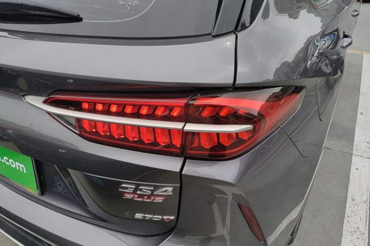 Used GAC Trumpchi GS4 PLUS 2021 270T Automatic Starry Edition Right Rear Taillight