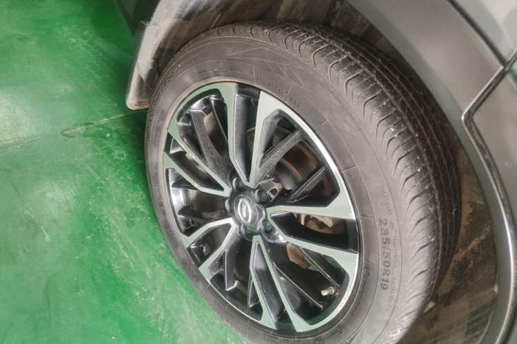 Used GAC Trumpchi GS4 PLUS 2021 270T Automatic Star Edition Right Rear Wheel Hub