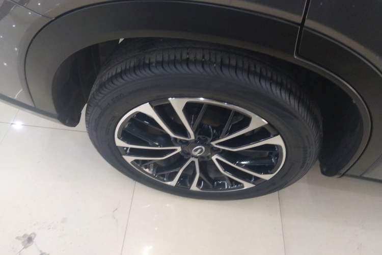 Used GAC Trumpchi GS4 PLUS 2021 390T Automatic Nebula Edition Right Rear Wheel Hub