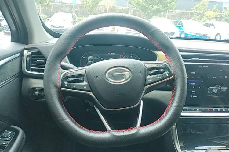 Used GAC Trumpchi GS4 PLUS 2021 270T Automatic Star Edition Steering Wheel