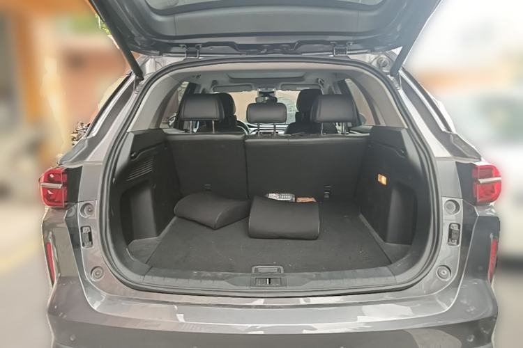 Used GAC Trumpchi GS4 PLUS 2021 390T Automatic Nebula Edition Trunk