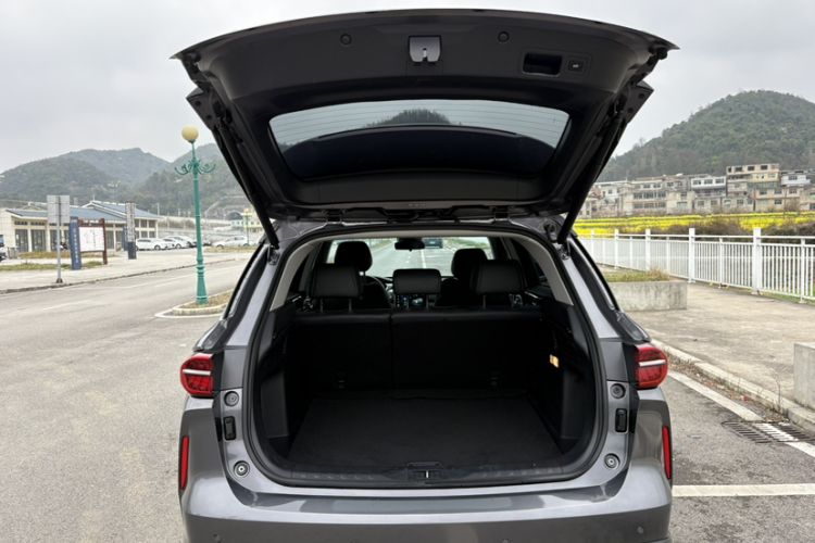 Used GAC Trumpchi GS4 PLUS 2021 270T Automatic Star Edition Trunk